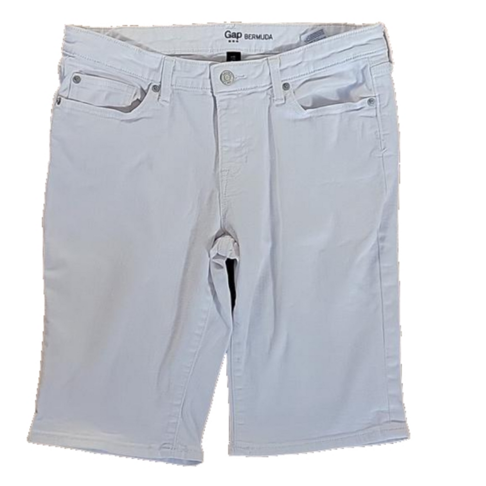 GAP Bermuda Optic White Size 8R EUC